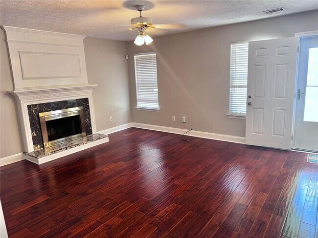 Photo - 1035 Arborhill Ln