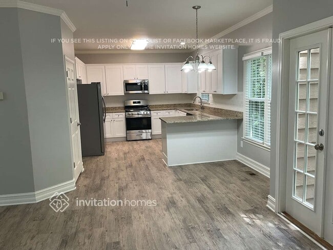 Photo - 3618 Broken Arrow Dr