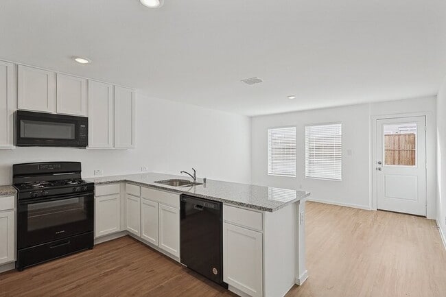 Photo - 4217 Belmont Dr