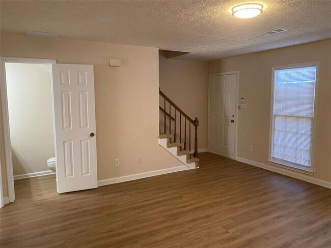 Photo - 1586 Pirkle Rd