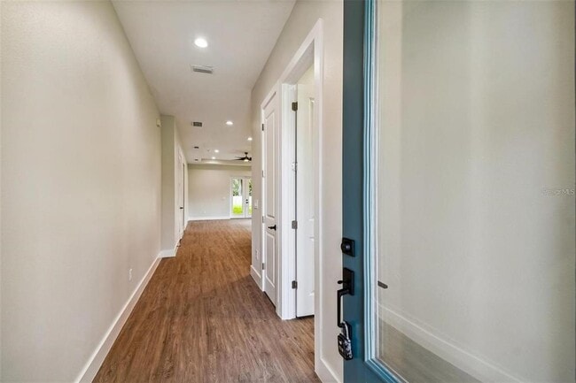 Photo - 2061 19th Ave SW