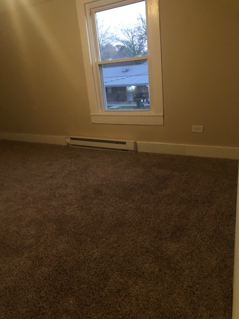 Dormitorio #2 - 6047 Tobaccoville Rd