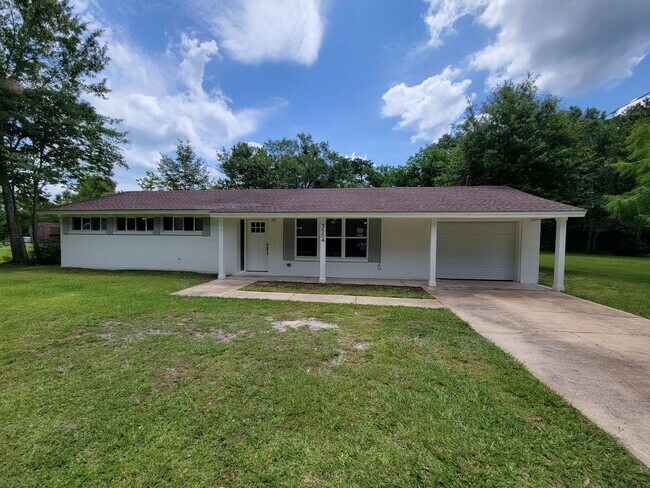 Photo - 3-Bedroom, 2-Bath in Gulf Park Estates – P...
