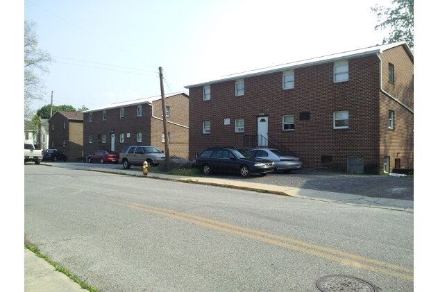 202 High St - 202 High St Apartments