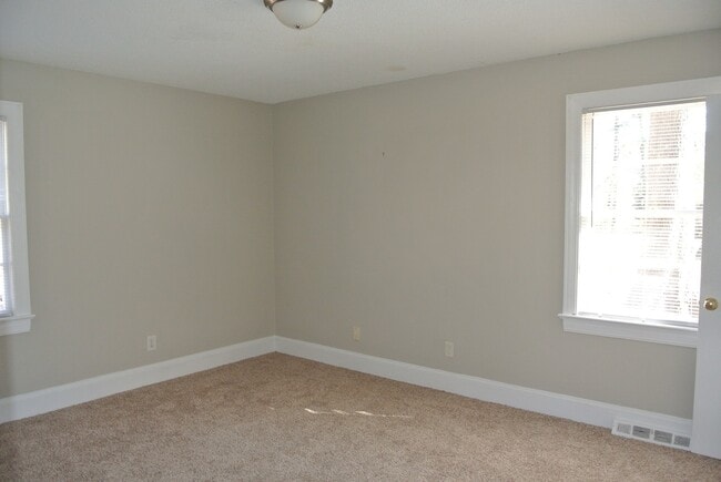 Photo - 1165 First Street Extension