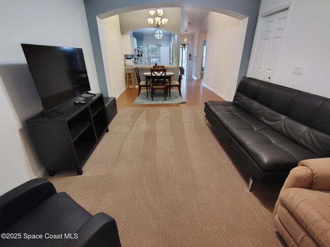 Photo - 995 Luminary Cir