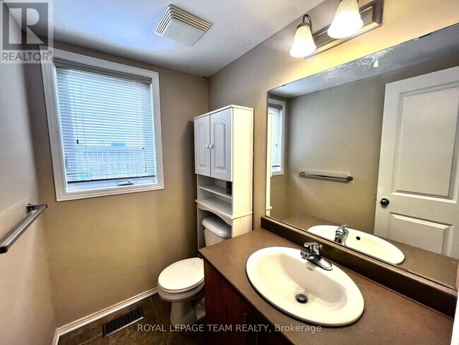 Photo - 119 Songbird Private