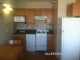 Photo - 1110 Commonwealth Ave Unidad 512