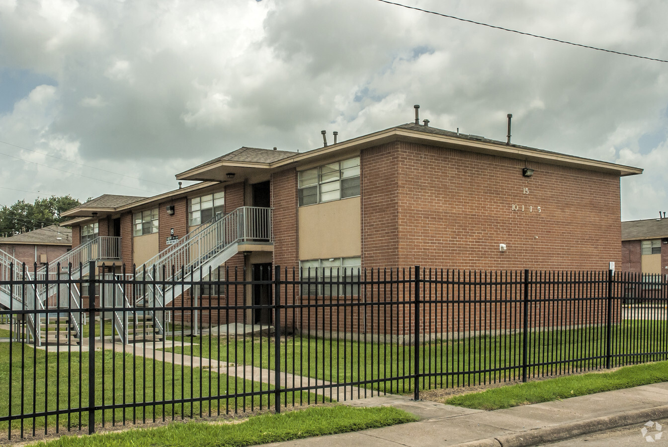 Summit at Prince Hall Apartments - Summit at Prince Hall Apartments