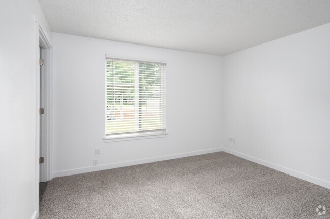 1BD, 1BA - 706SF - Wilderness West Apartments