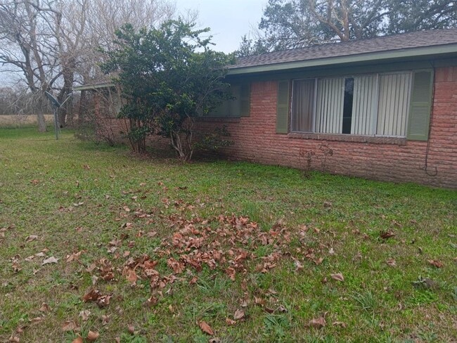 Photo - 3702 Cedar Rapids Pkwy House