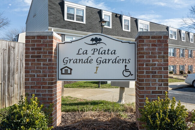 LaPlata Grande Gardens