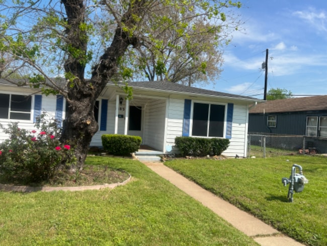 Photo - 1402 W Martin Luther King Jr St Casa