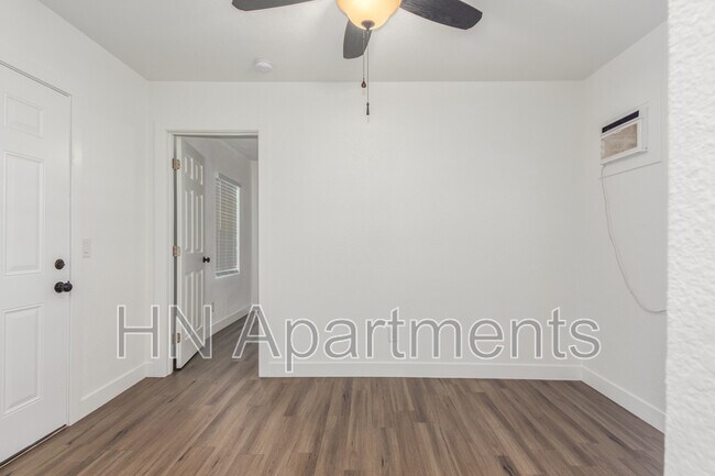 Photo - 2412 E Monroe St