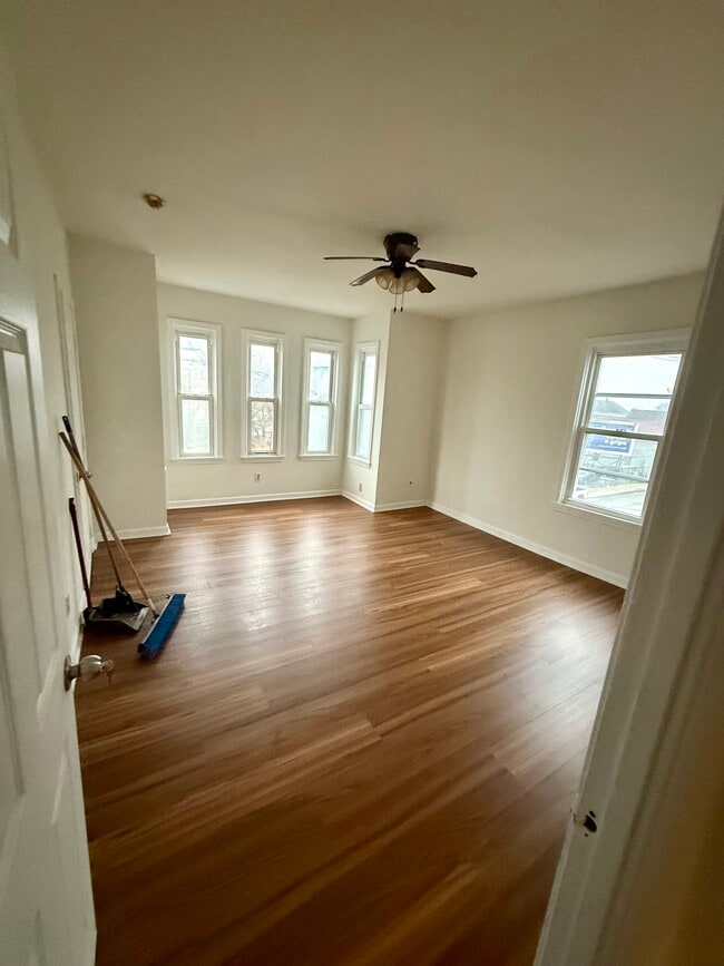 Photo - 189 Belleville Ave Unit #3