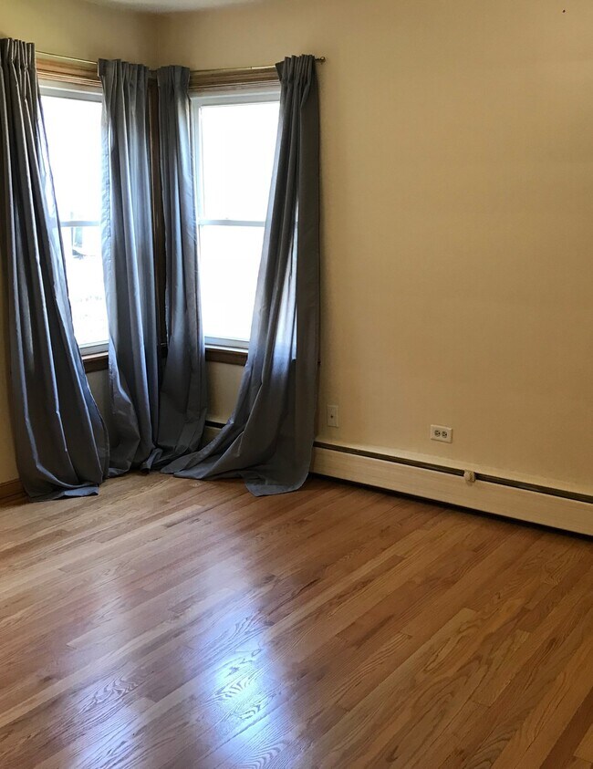 Photo - 2533 S 57th Ct Unit 1