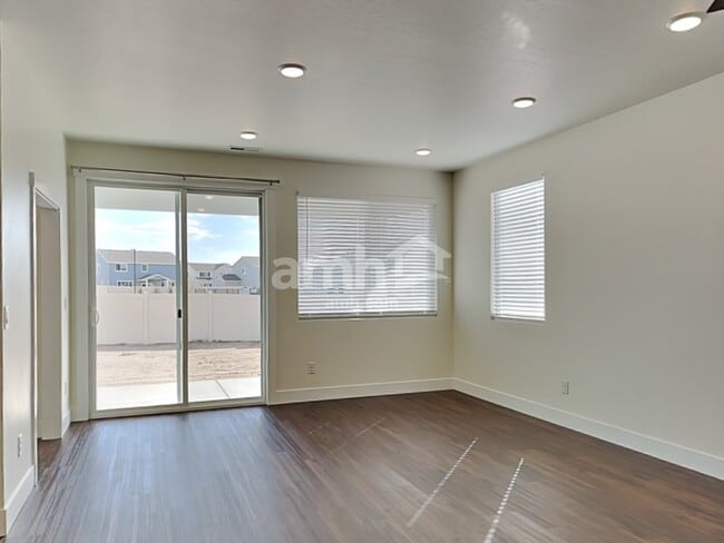 Photo - 9377 W Dove Creek St