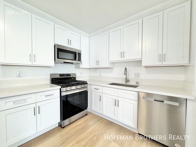 Photo - 858 N La Fayette Park Pl Condo Unit 4A