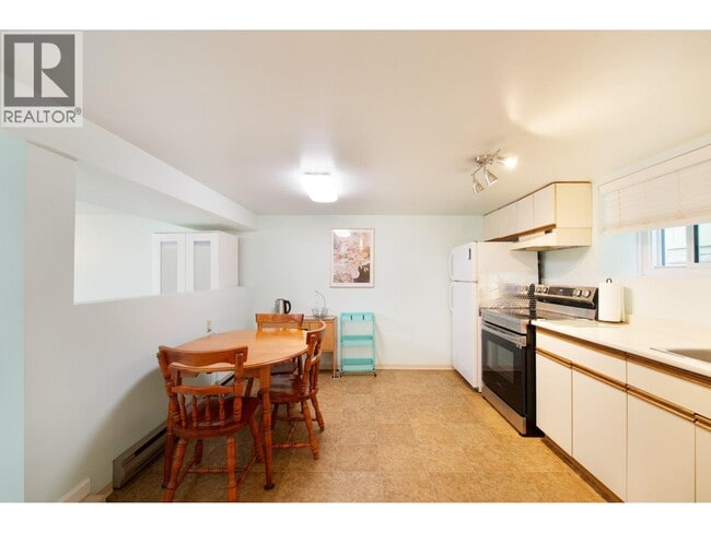 Photo - 8290 Montcalm St