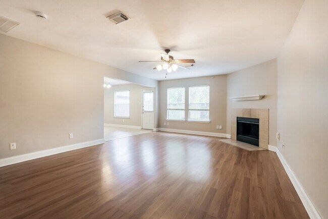 Photo - 19530 Sandy Bank Dr