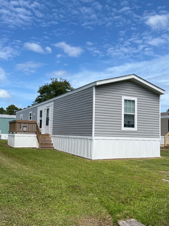 Building Photo - Atlantic 2 Unit Lot 41 Rental