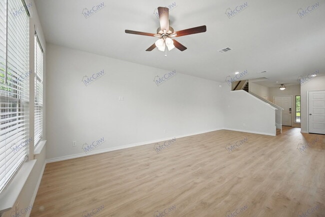 Photo - 502 Trailhead Ln