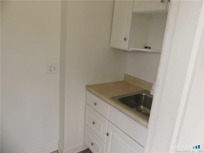 73 Main St Unit 5