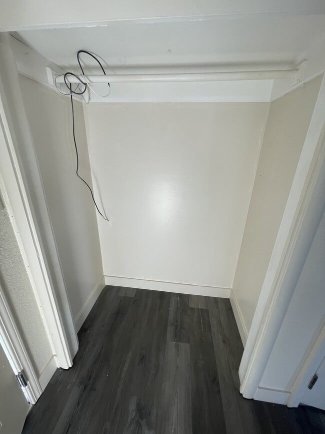 Photo - 1215 Whyler Rd