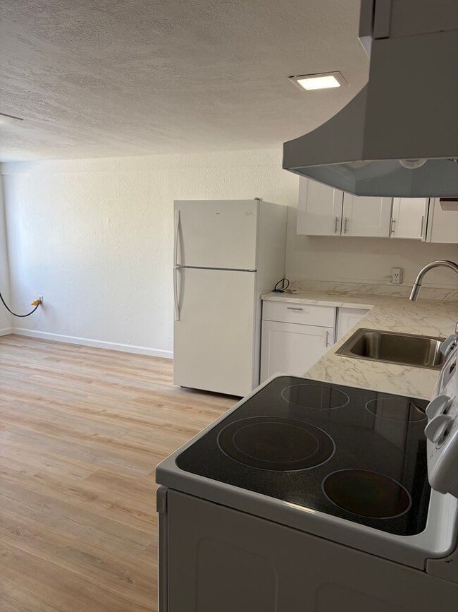 Photo - Newly Remodeled One Bedroom Apartment in Newberg
