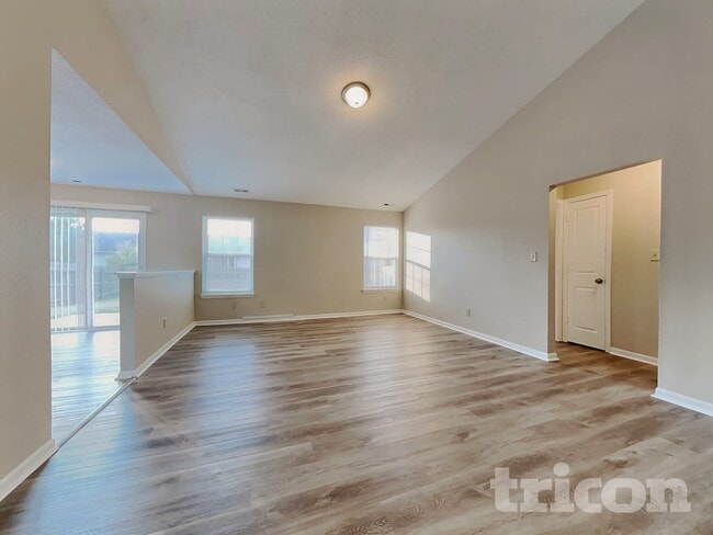 Photo - 7114 Harness Lakes Dr