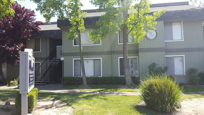 Photo - Wimbledon Square Apartments