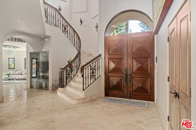 17771 Cll De Palermo