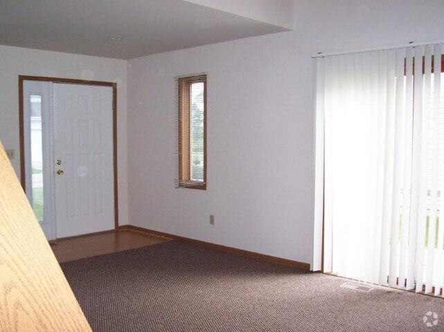 Entryway - The Townhomes of Deerpark