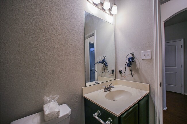 Photo - 2318 Northern Great White Ct