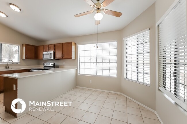 Photo - 7828 N Roundstone Dr