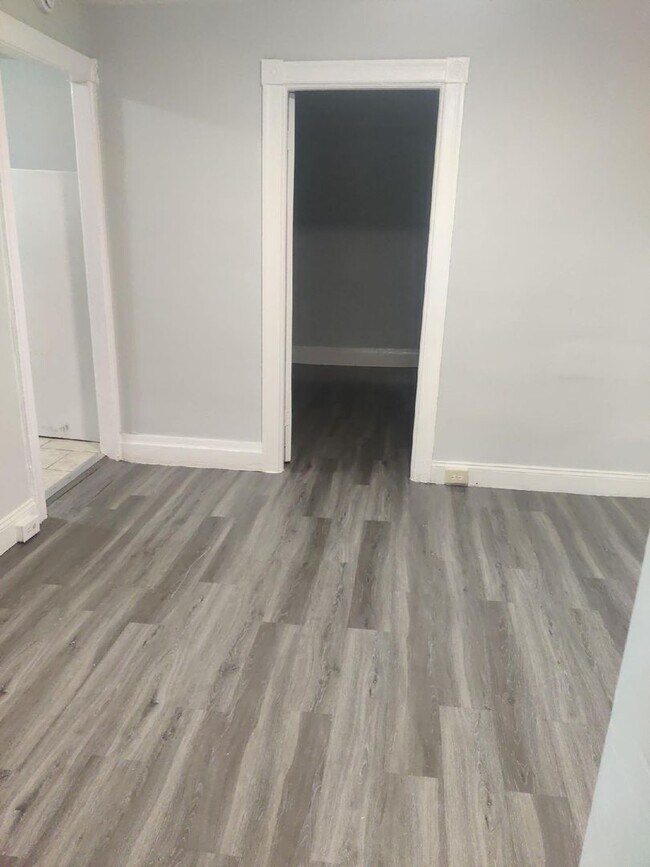 Photo - 384 Tilghman St Unidad 3