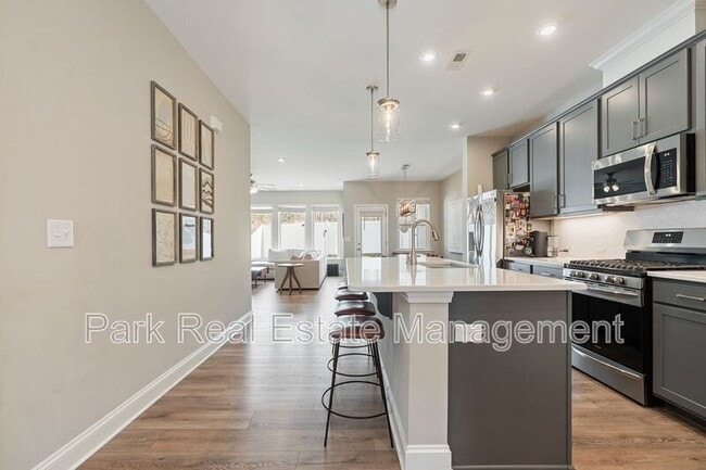 Photo - 69 Balfour Run