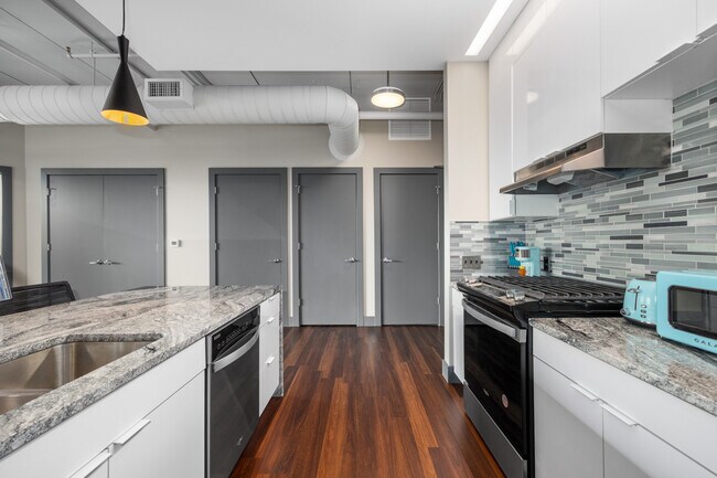Leonard Luxury Apartments