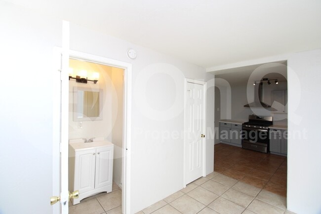 Photo - 1548 W McKinley St