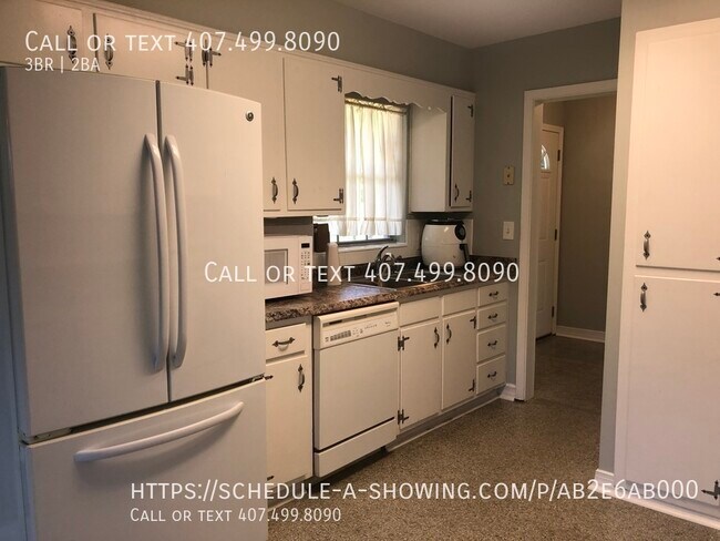 Photo - 502 Oranole Rd