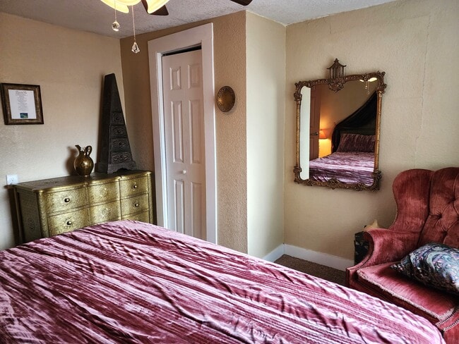 Photo - 3130 W Longfellow Pl
