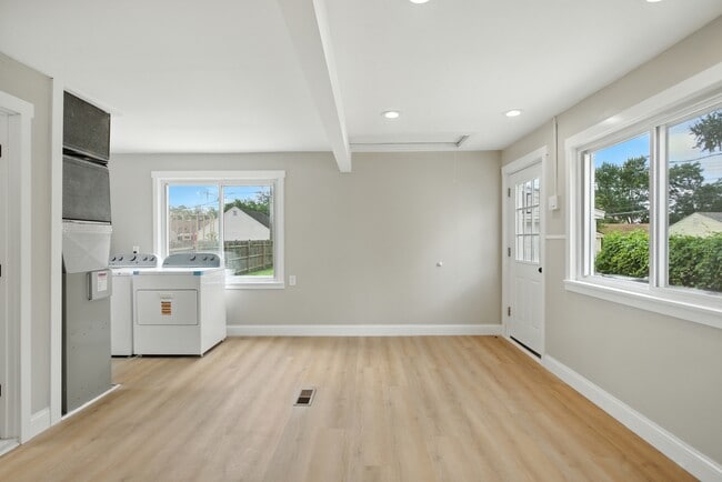 Photo - 23147 Vance Ave