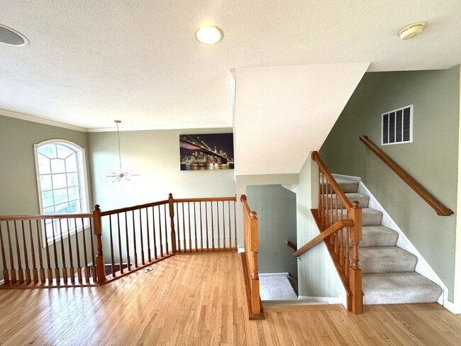 Photo - 189 Blue Grass Cir