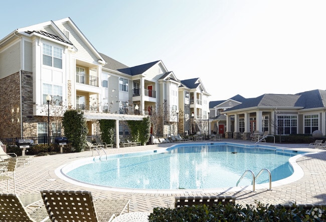 Piscina - AXIS Crossroads