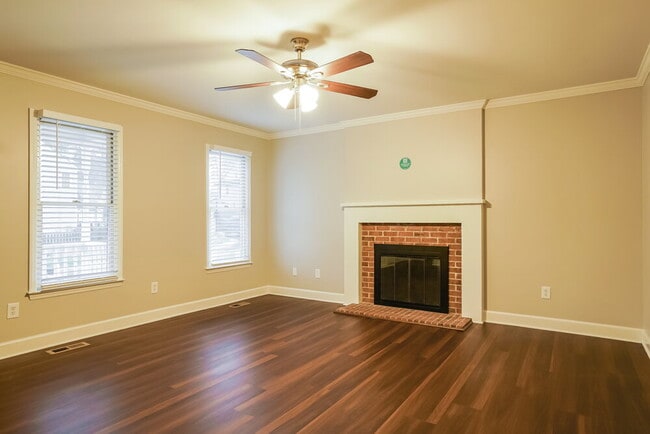 Photo - 4813 Draper Rd