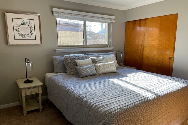 Photo - 29329 Rose St