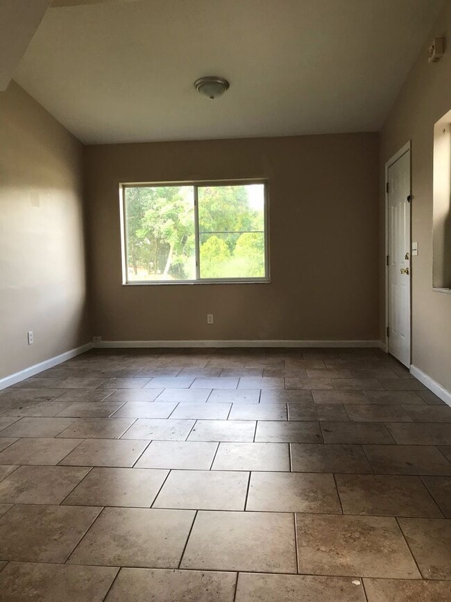 Photo - 3 Bed 1 Bath Home | Pet Friendly | Washer ...