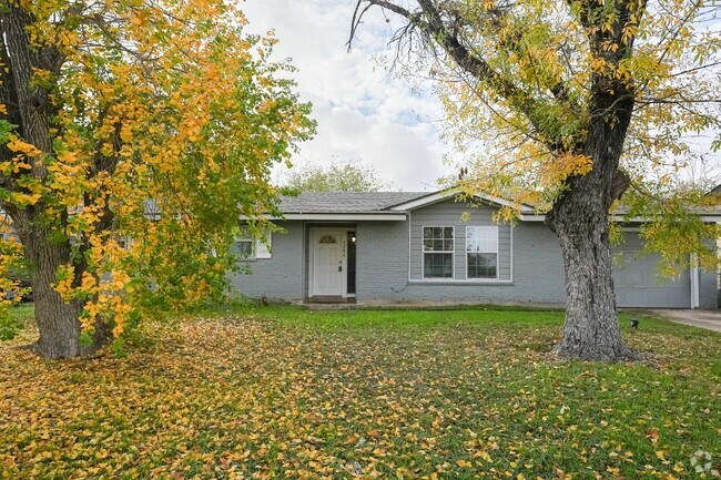 Building Photo - 6286 Cedar Valley Dr Rental