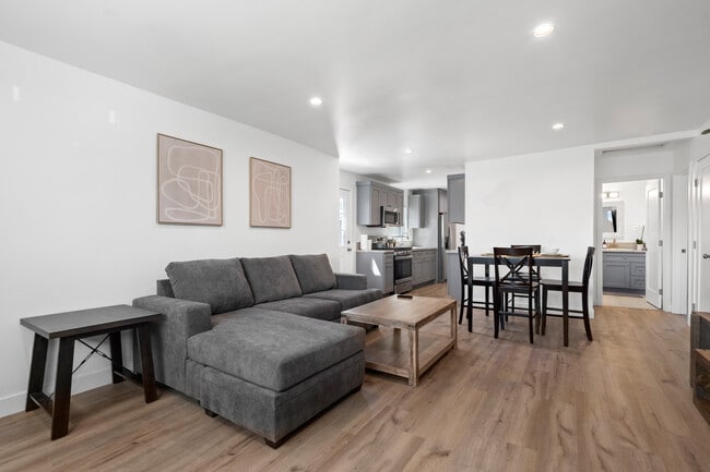 Photo - 15227 Freeman Ave