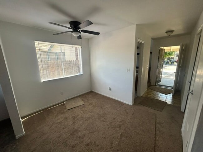 Photo - 2 Bedroom 1.5 Bathroom Condo In SE Visalia!!